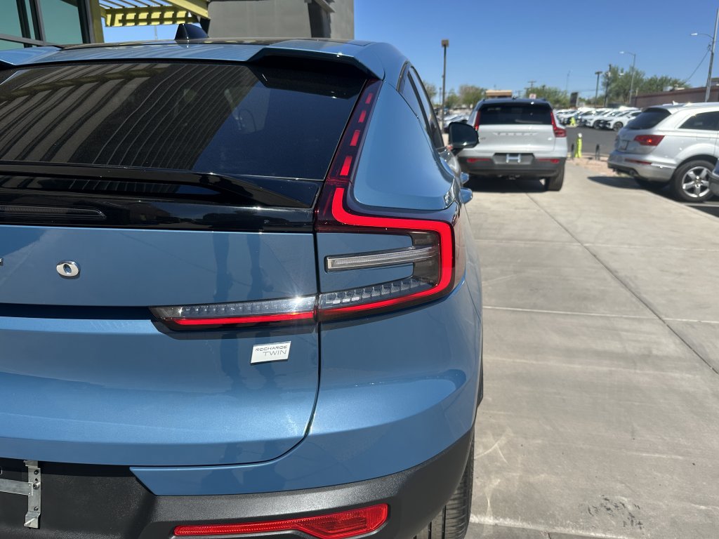 Used 2023 Volvo C40 P8 Recharge Ultimate AWD/4WD image 14