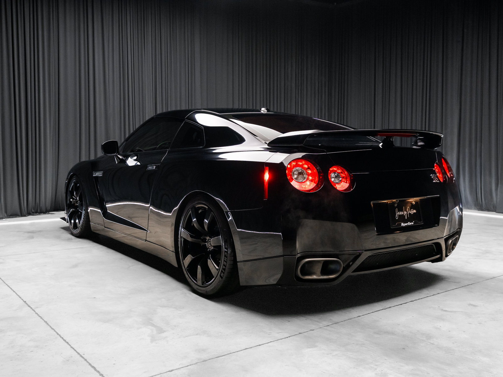 Used 2009 Nissan GT-R Premium AWD/4WD image 34