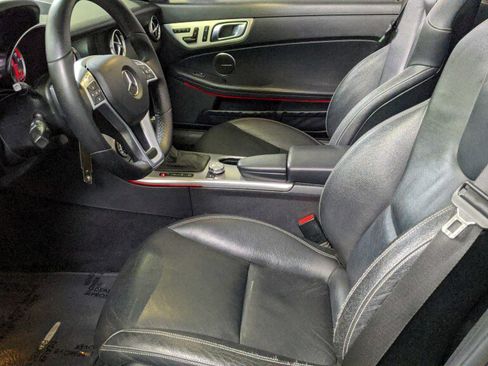 Used 2012 Mercedes-Benz SLK 350 image 28