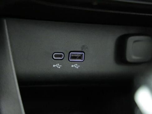 Used 2024 Buick Encore GX Preferred FWD image 24
