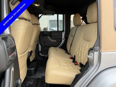 Used 2018 Jeep Wrangler Unlimited Sport image 31