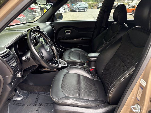 Used 2015 Kia Soul + w/ Primo Package FWD image 14