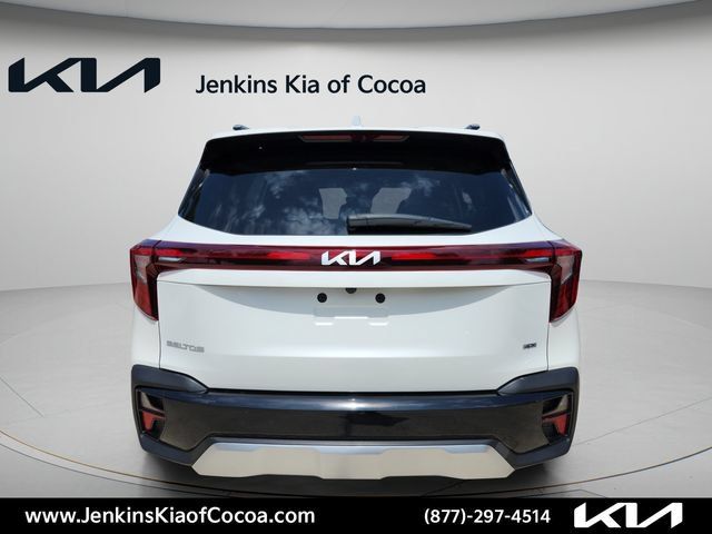 Certified 2025 Kia Seltos EX w/ EX Sunroof Package AWD/4WD image 6