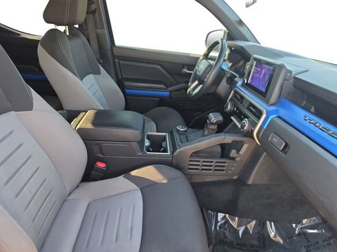 Used 2024 Toyota Tacoma TRD Sport RWD image 18