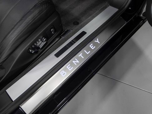 Used 2020 Bentley Continental GT V8 image 43