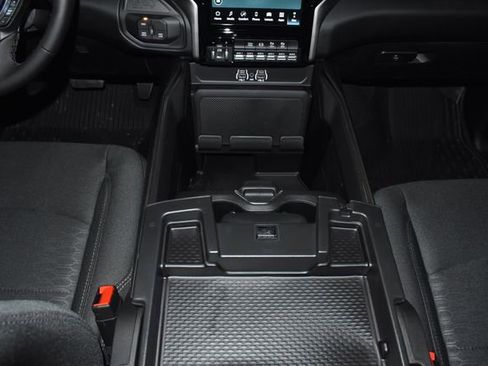 New 2026 RAM 3500 Big Horn image 24