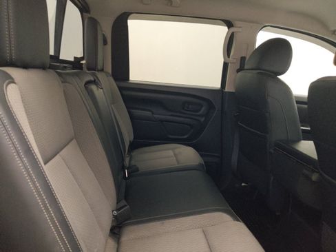 Used 2017 Nissan Titan S RWD image 19