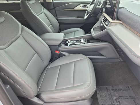 New 2026 Ford Explorer Active w/ Active Comfort Package AWD/4WD image 20