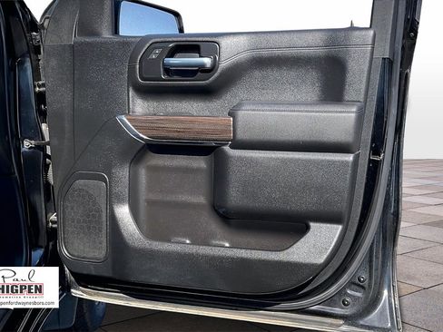 Used 2021 Chevrolet Silverado 1500 RST image 24