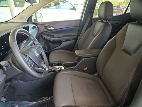 Certified 2024 Buick Encore GX Preferred w/ Comfort Package FWD image 21