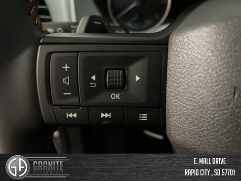 New 2026 Nissan Rogue SV AWD/4WD image 31