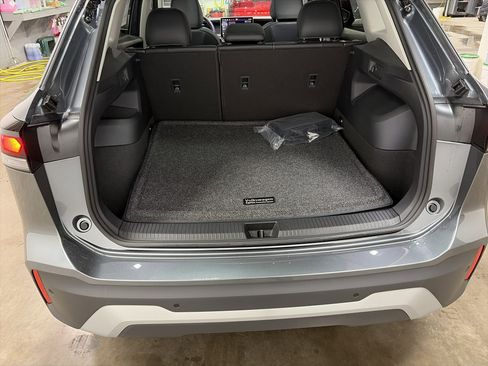 New 2026 Volkswagen Tiguan SE image 29