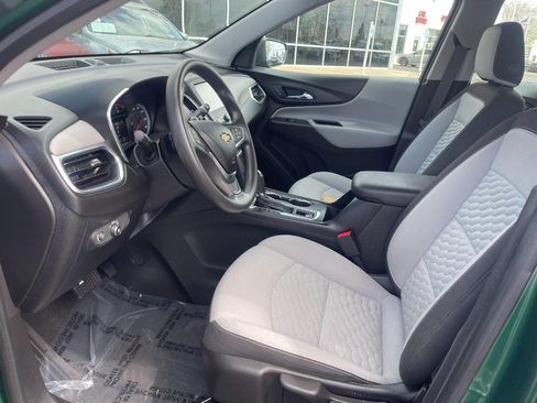 Used 2018 Chevrolet Equinox LS AWD/4WD image 19