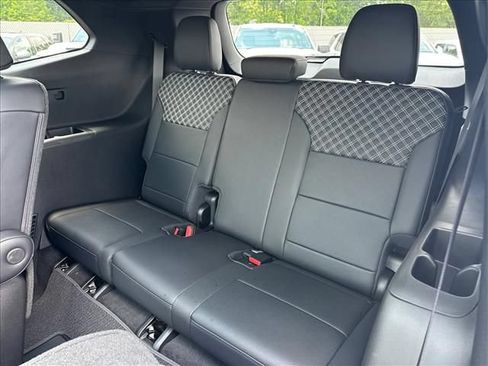 New 2026 GMC Acadia Denali w/ Super Cruise Package FWD image 23