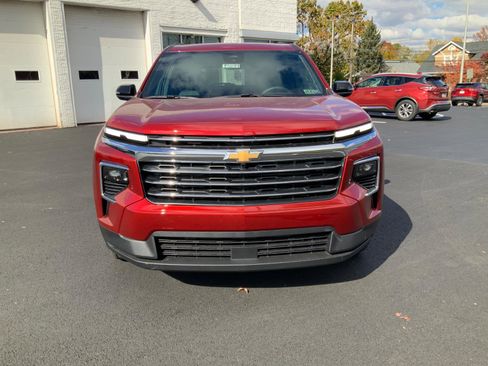 New 2026 Chevrolet Traverse LT w/ LPO, Floor Liner Package AWD/4WD image 2