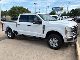 Used 2025 Ford F250 XLT w/ FX4 Off-Road Package AWD/4WD video 1