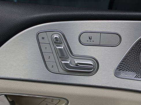 Used 2020 Mercedes-Benz GLE 350 4MATIC w/ Premium Package image 14