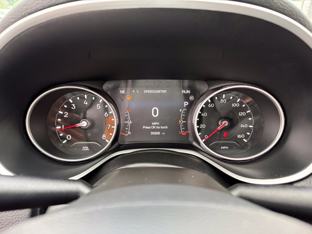 Used 2020 Jeep Compass Sport w/ Tech Group FWD image 9
