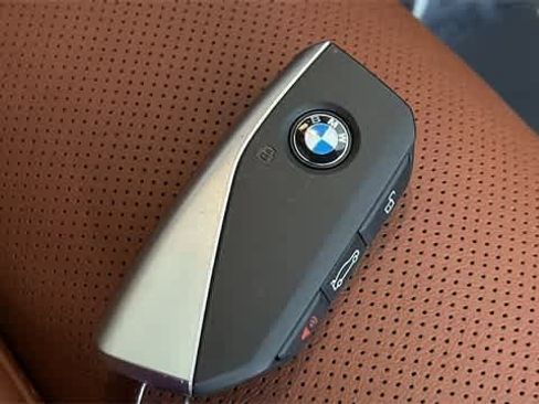 Used 2026 BMW X6 xDrive40i image 37