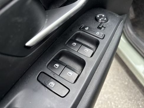 Used 2024 Hyundai Santa Cruz SEL image 15