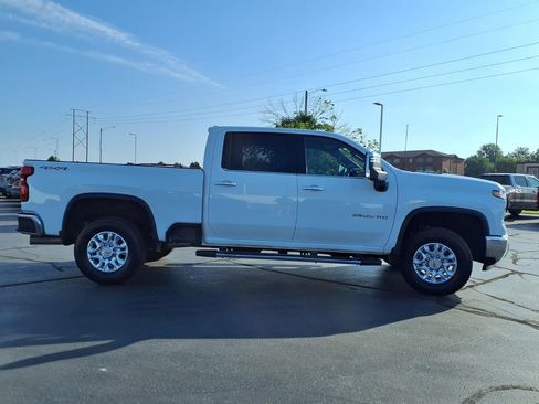 Used 2026 Chevrolet Silverado 2500 LTZ AWD/4WD image 32