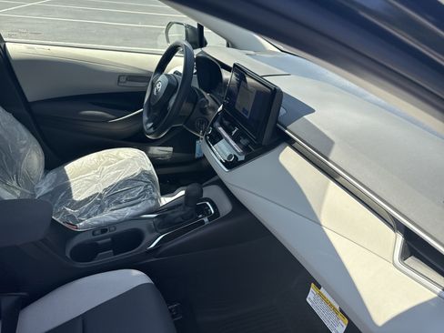 New 2025 Toyota Corolla LE FWD image 36