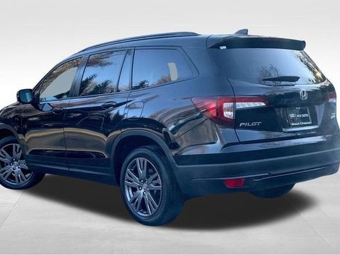 Used 2022 Honda Pilot Sport image 11