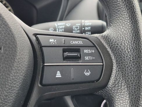 Used 2025 Honda HR-V LX image 16