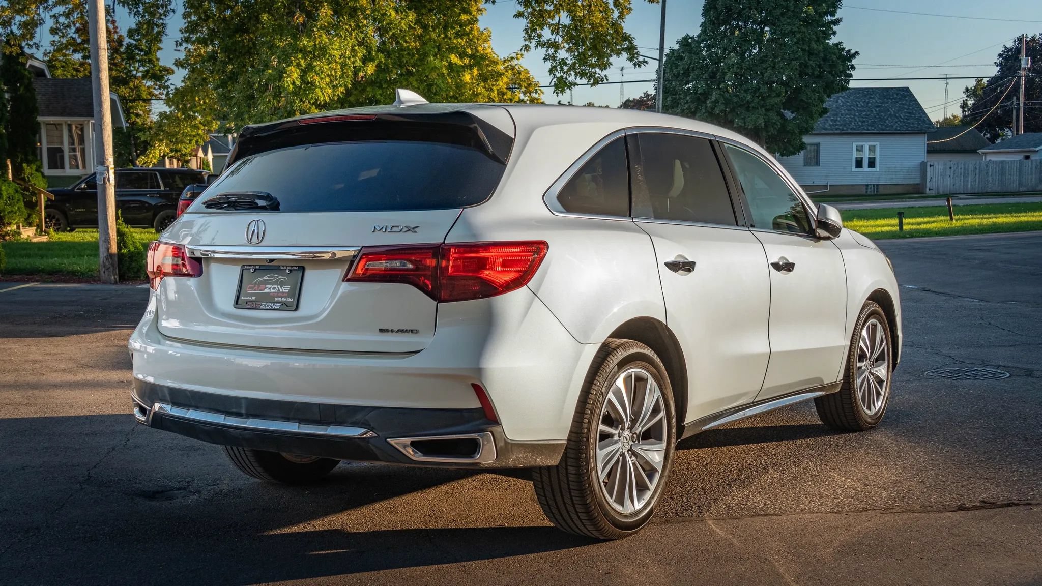 Used 2017 Acura MDX w/ Technology Package AWD/4WD image 6