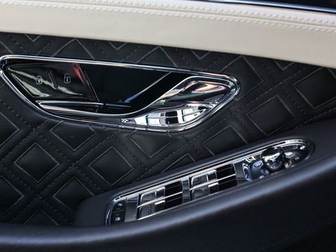 Used 2021 Bentley Continental GT Mulliner image 10