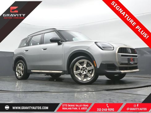 Used 2025 MINI Cooper Countryman S image 1