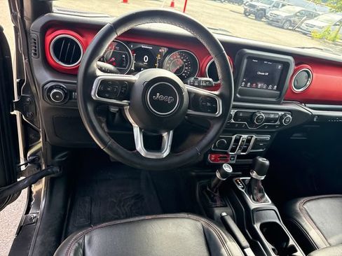 Used 2018 Jeep Wrangler Unlimited Rubicon AWD/4WD image 17