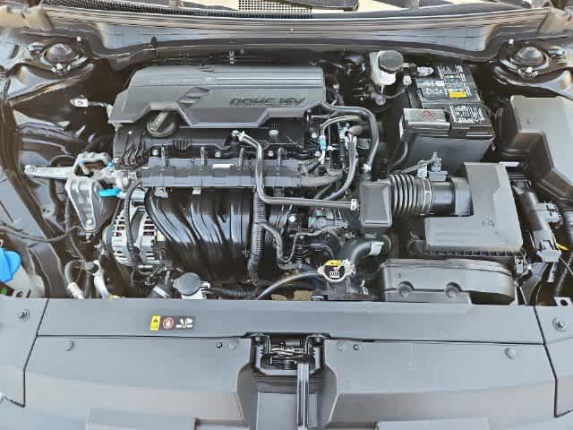 Used 2025 Kia K4 FWD image 12