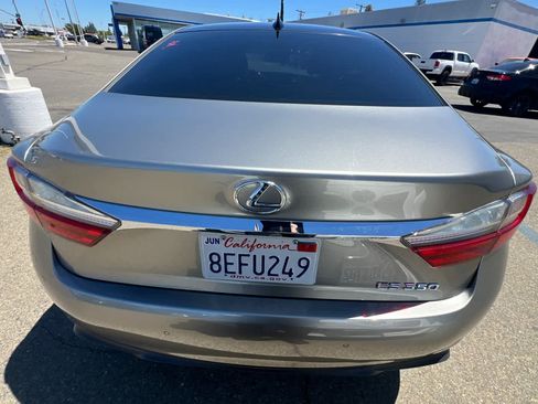 Used 2018 Lexus ES 350 w/ Luxury Package w/Wood Trim FWD image 5