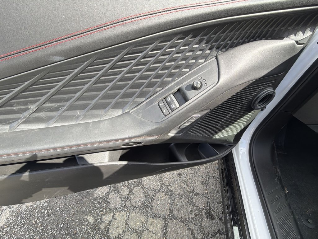 Used 2026 Dodge Charger Scat Pack AWD/4WD image 11