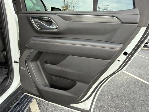Used 2023 GMC Yukon AT4 image 16