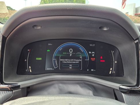 Used 2025 Toyota Camry SE w/ Convenience Package FWD image 26
