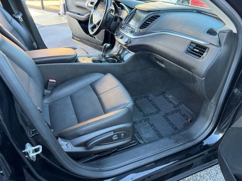 Used 2019 Chevrolet Impala LT image 19