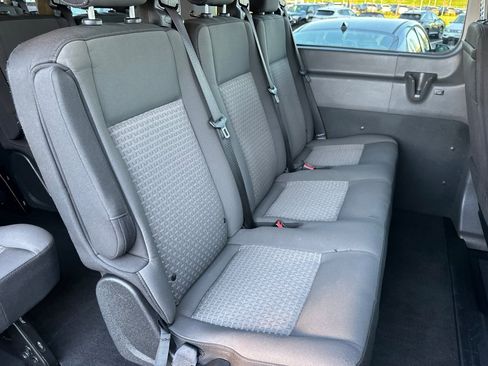 Used 2023 Ford Transit 350 XLT image 12