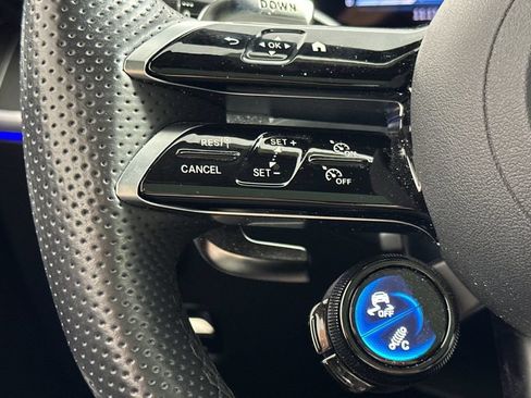Certified 2025 Mercedes-Benz CLE 53 AMG 4MATIC Coupe image 28