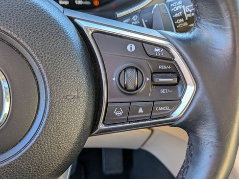 Used 2023 Acura MDX SH-AWD w/ Technology Package image 19