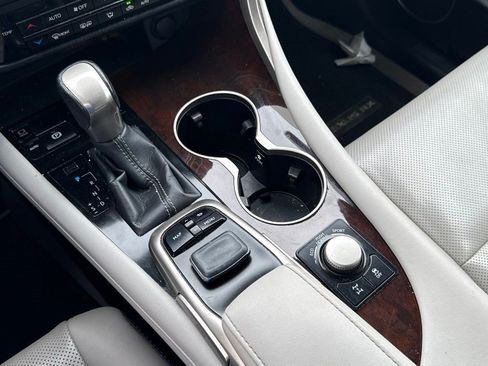 Used 2016 Lexus RX 350 AWD w/ Premium Package image 23