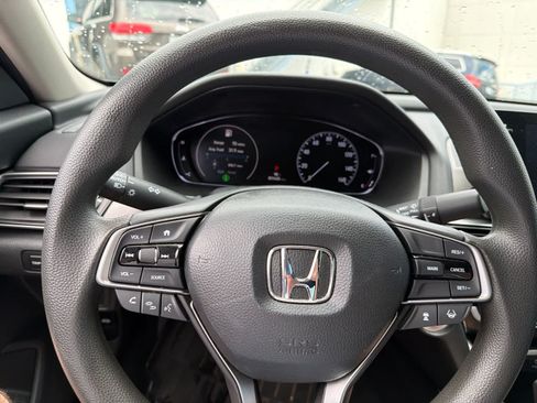 Used 2019 Honda Accord LX image 24