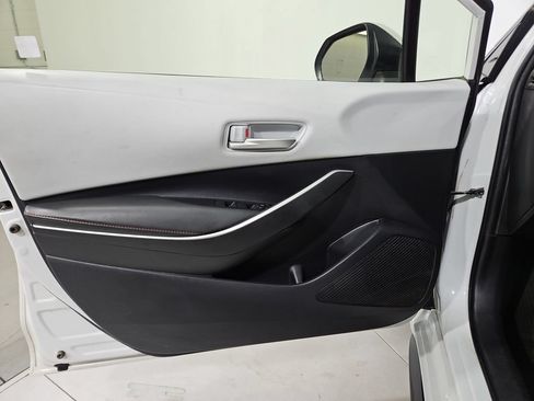 Used 2024 Toyota Corolla SE FWD image 11
