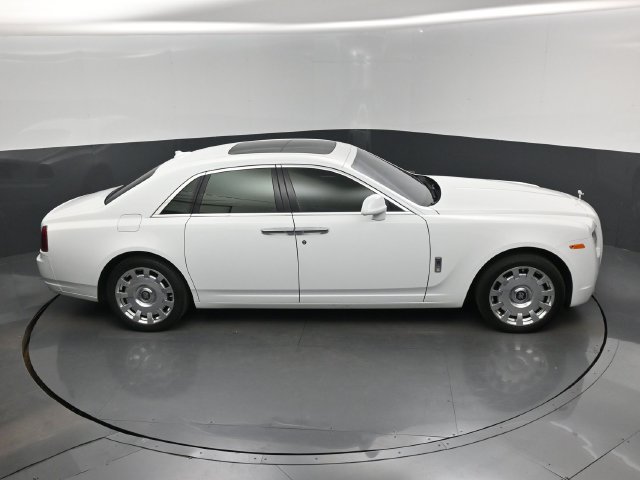 Used 2013 Rolls-Royce Ghost RWD image 13