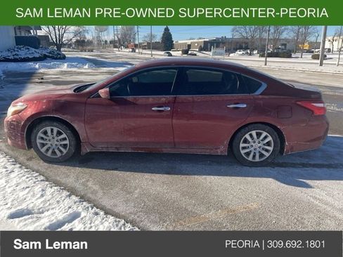 Used 2016 Nissan Altima 2.5 S w/ Power Driver Seat Package image 4