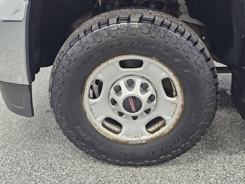 Used 2017 GMC Sierra 2500 4x4 Double Cab w/ Snow Plow Prep Package image 10