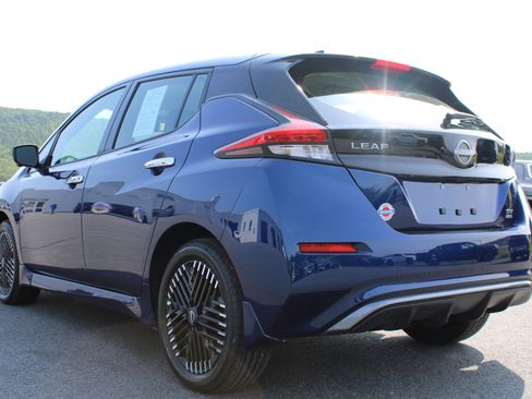 Used 2024 Nissan Leaf SV Plus FWD image 11