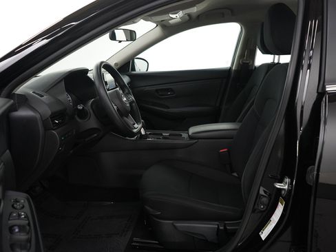 Used 2024 Nissan Sentra S image 17