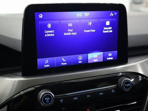 Used 2021 Ford Escape Titanium image 19